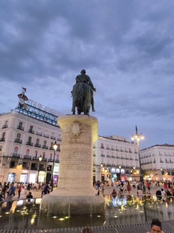 taroreader tarot taro koolitaja õpetaja triinu sirge heaolu mentor madrid hispaania spain eluümbermaailma